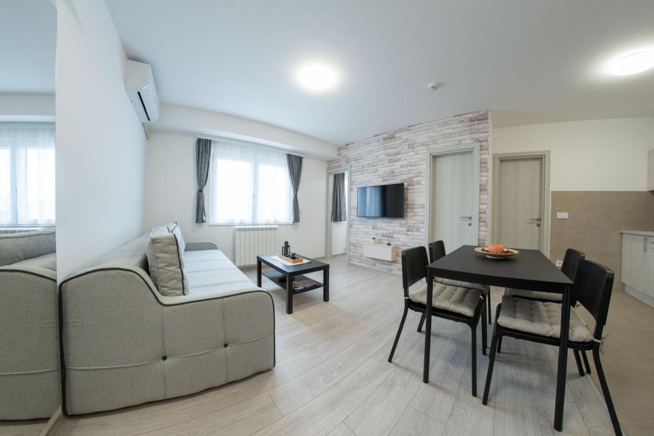 Pegasus Apartments Belgrado Exterior foto